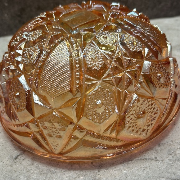 Vintage Carnival Glass Bowl - Picture 8 of 12